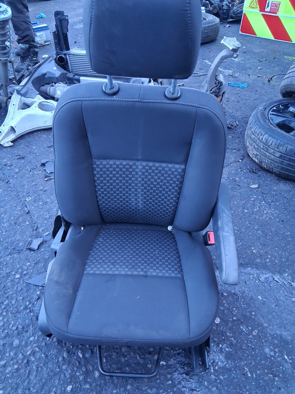 2023 FORD TRANSIT 350 MK8 OSF DRIVER SIDE FRONT RIGHT COMPLETE SEAT FABRIC