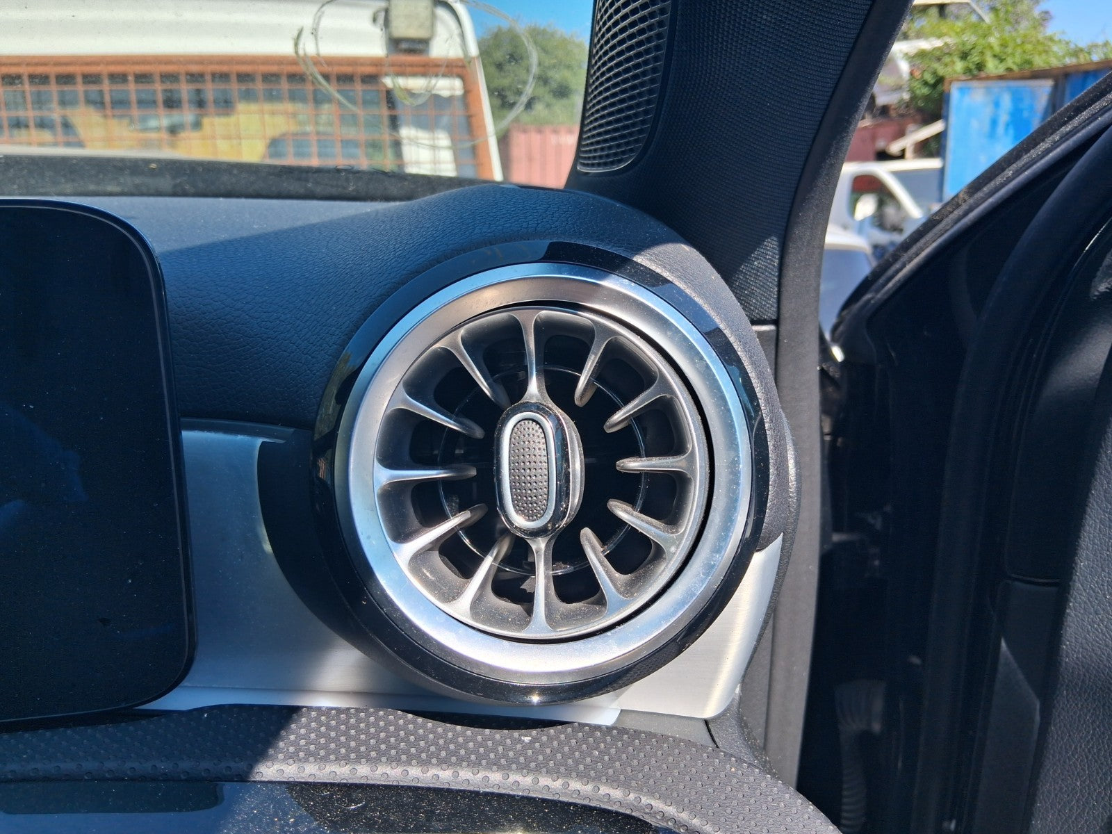 2023 MERCEDES BENZ A CLASS AMG LINE W177 OSF DRIVER SIDE FRONT AIR VENT