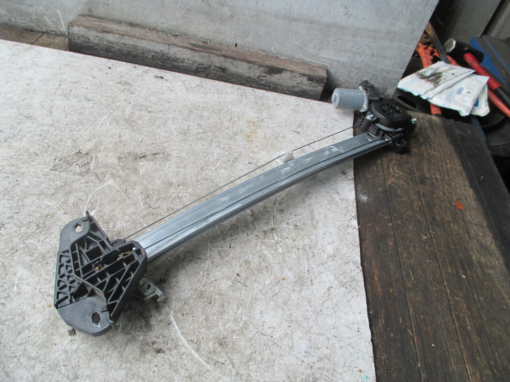 HONDA JAZZ MK4 2019 5 DOOR OSF DRIVER SIDE FRONT DOOR WINDOW REGULATOR MOTOR
