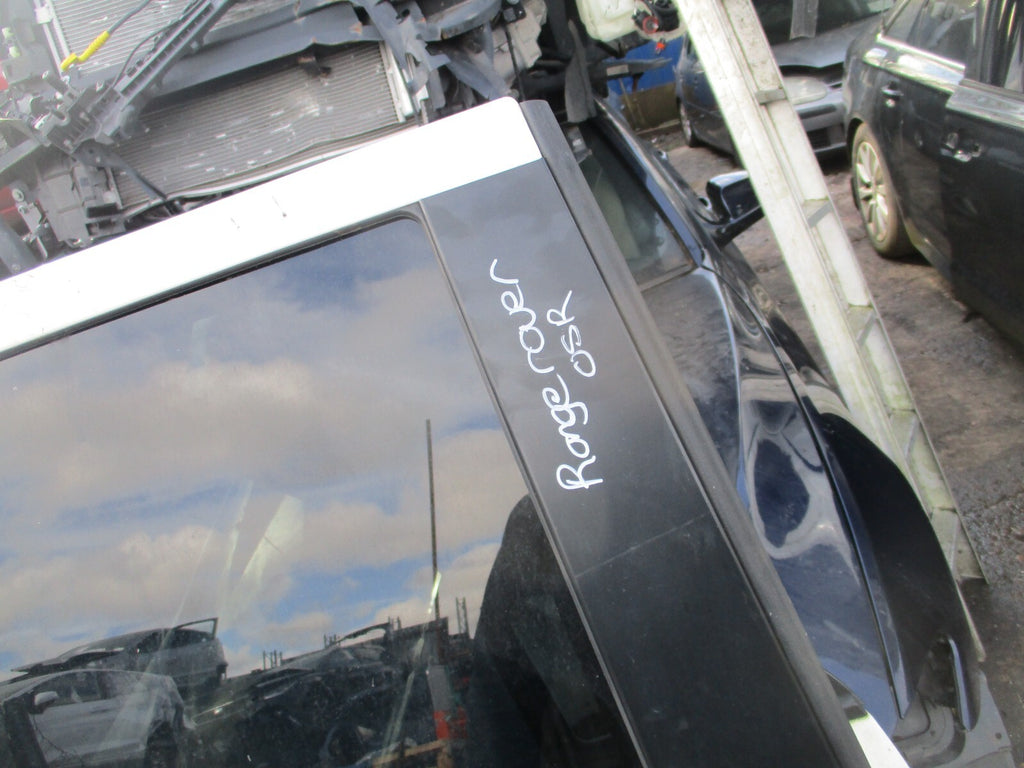 2009 RANGE ROVER SPORT l320 OSR DRIVER SIDE REAR DOOR ALASKA WHITE LRC 909