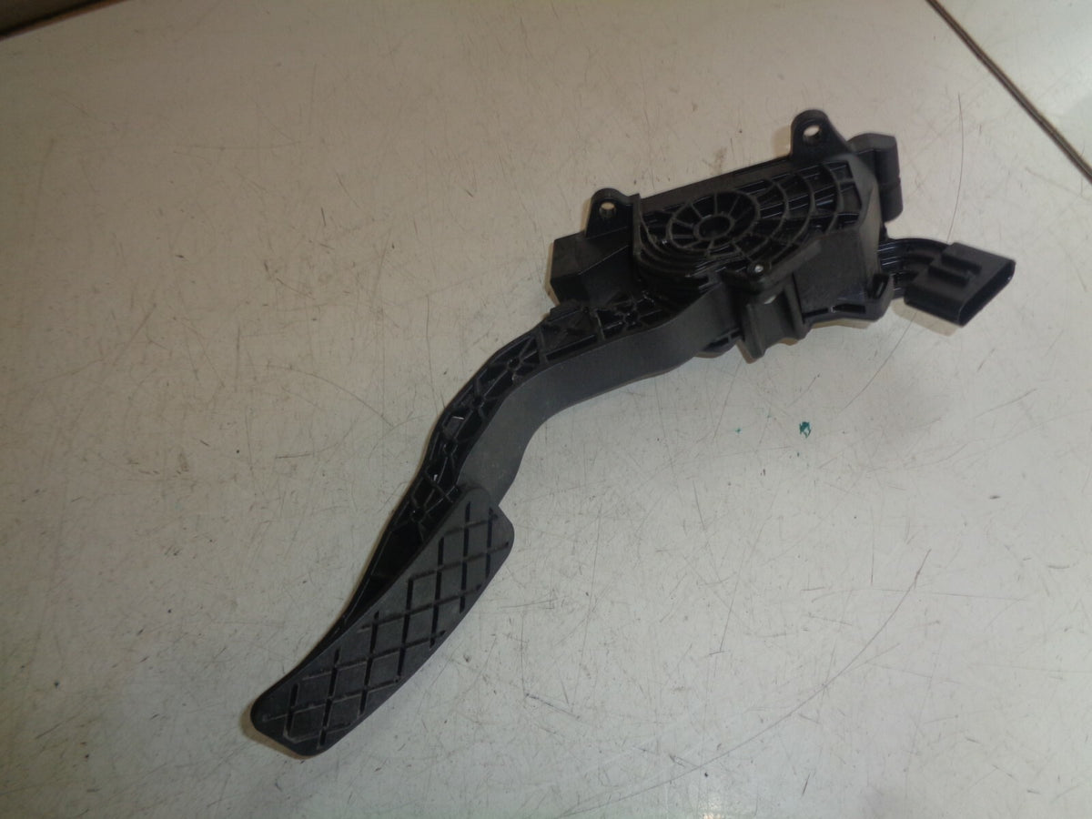VW VOLKSWAGEN POLO 6R 2017 THROTTLE ACCELERATOR PEDAL 6C2721503B