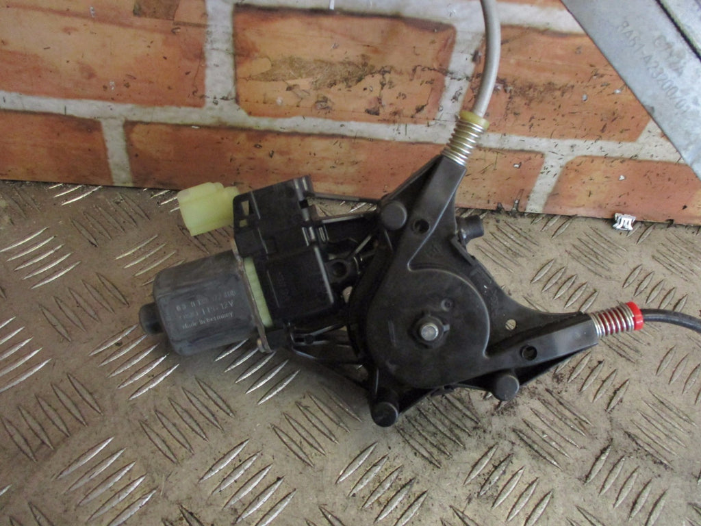FORD FIESTA MK7 2010 5DR NSF PASSENGER FRONT WINDOW REGULATOR MOTOR 8A61A23201BN