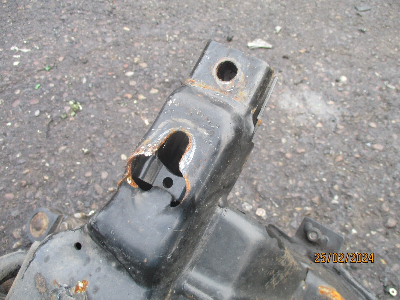 MERCEDES BENZ SPRINTER W907 2022 FRONT SUBFRAME A9070022999 DAMAGED