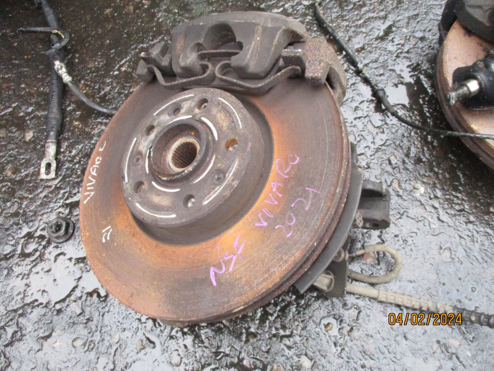 VAUXHALL VIVARO MK3 2021 NSF PASSENGER SIDE FRONT HUB CALIPER