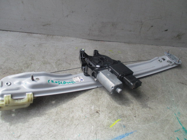 2019 VAUXHALL CROSSLAND X NSF PASSENGER SIDE FRONT WINDOW REGULATOR 39187589