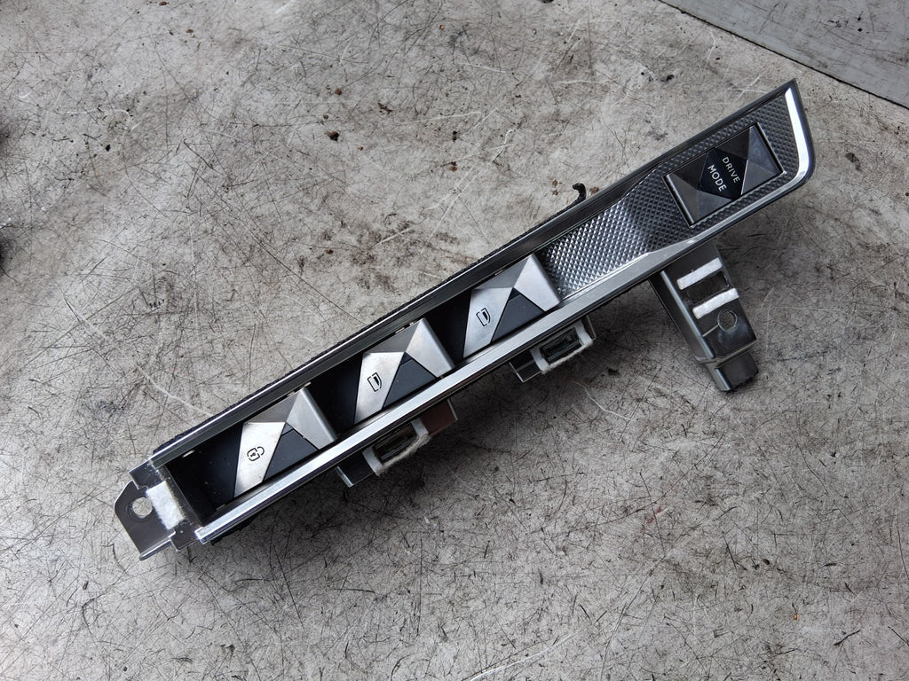 2024 DS AUTOMOBILES DS 7 NS PASSENGER SIDE CENTER WINDOW SWITCH PANEL 98177784DX
