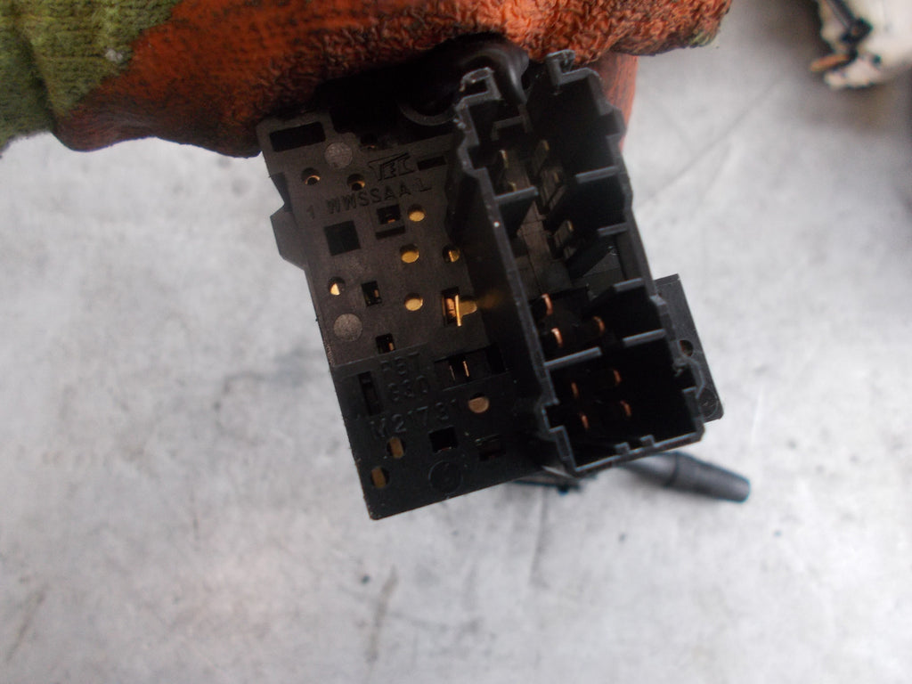 NISSAN ALMERA N16 MK2 HEADLIGHT WIPER STALKS 25260AV770 25540AV600