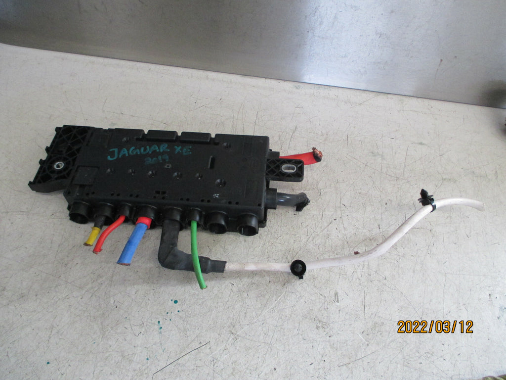 2019 JAGUAR XE BATTERY PRE FUSE BOX ASSEMBLY lx7314516ab