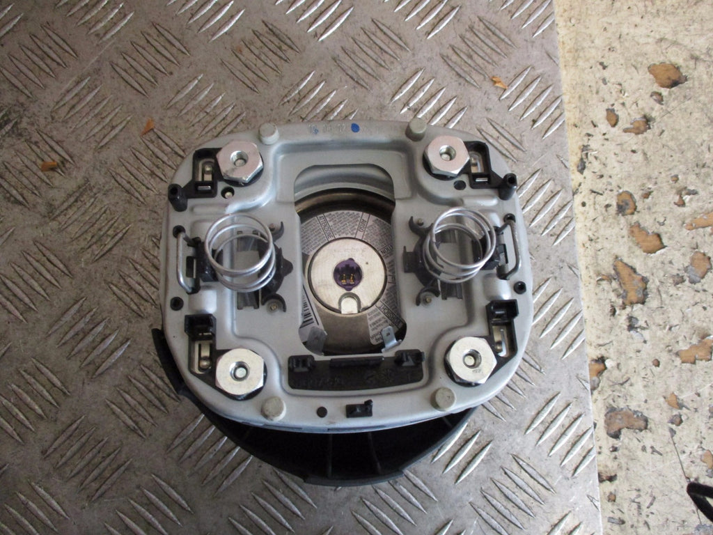 VW PASSAT 2005 4 SPOKE STEERING WHEEL AIRBAG AIR BAG UNIT 1K0880201N1BZ