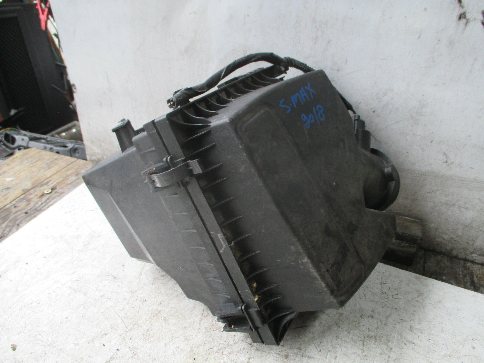 FORD S MAX 2018 1.5 PETROL AIR FILTER BOX DS739661FB