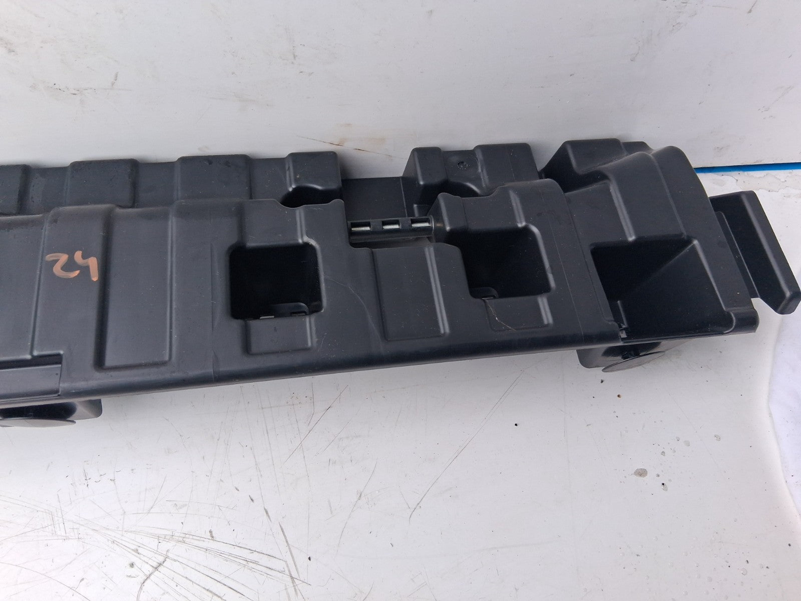 2024 BMW 2 SERIES F44 COUPE TAILGATE TRUNK INTERIOR FLOOR BRACKET 7475719
