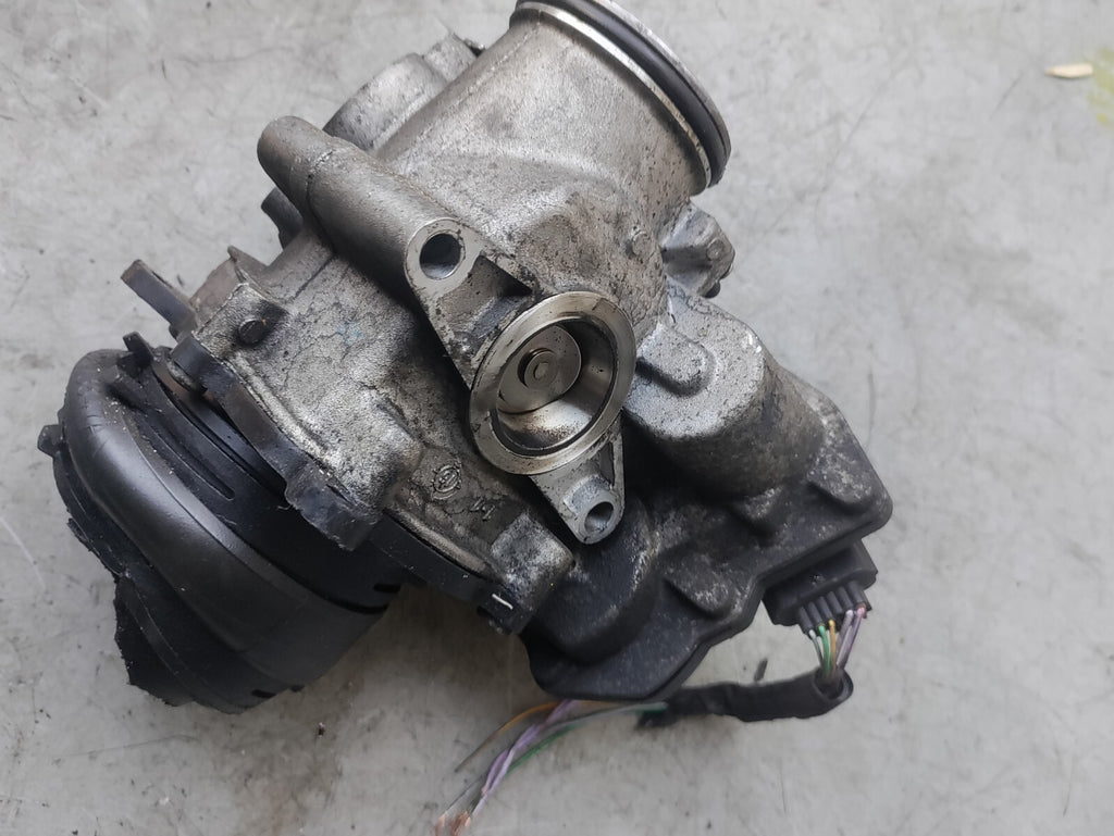 JAGUAR XE 2017 2.0 DIESEL EGR VALVE UNIT G4D35H273AB
