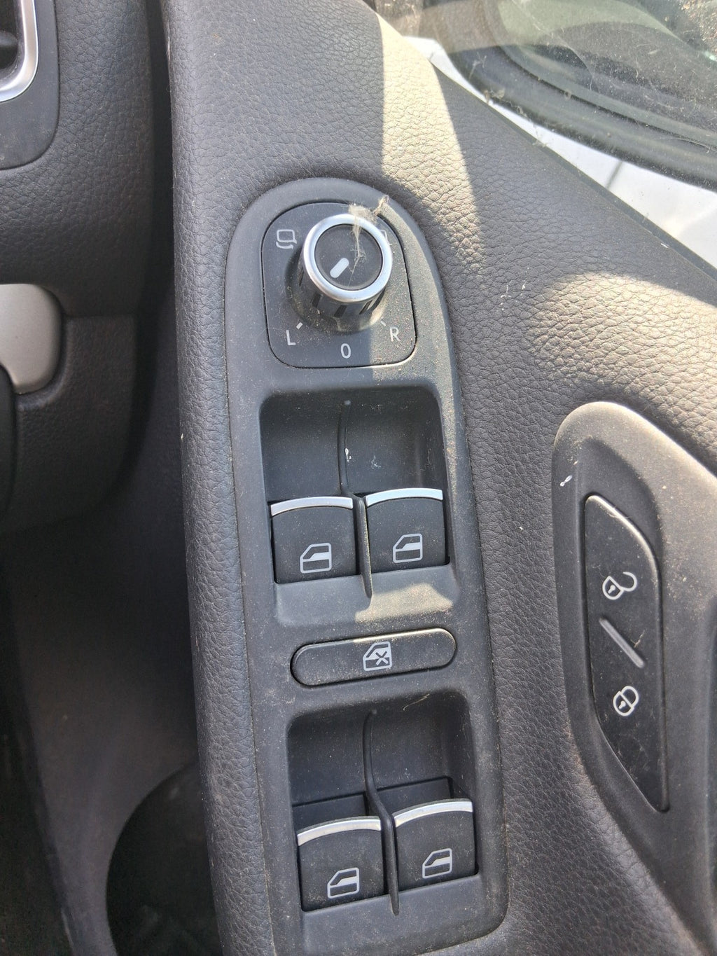 2012 VW VOLKSWAGEN GOLF MK6 DRIVER SIDE FRONT POWERFOLD WINDOW CONTROL SWITCH