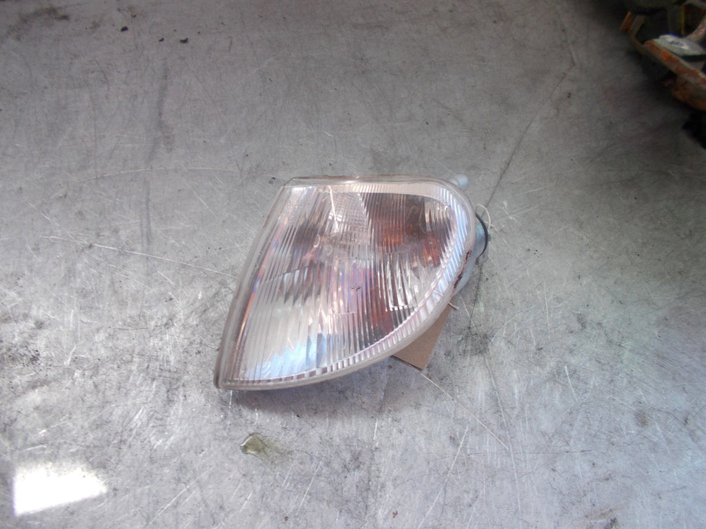 PEUGEOT PARTNER 2002 NS NEAR SIDE PASSENGER SIDE PS FRONT INDICATOR 630379