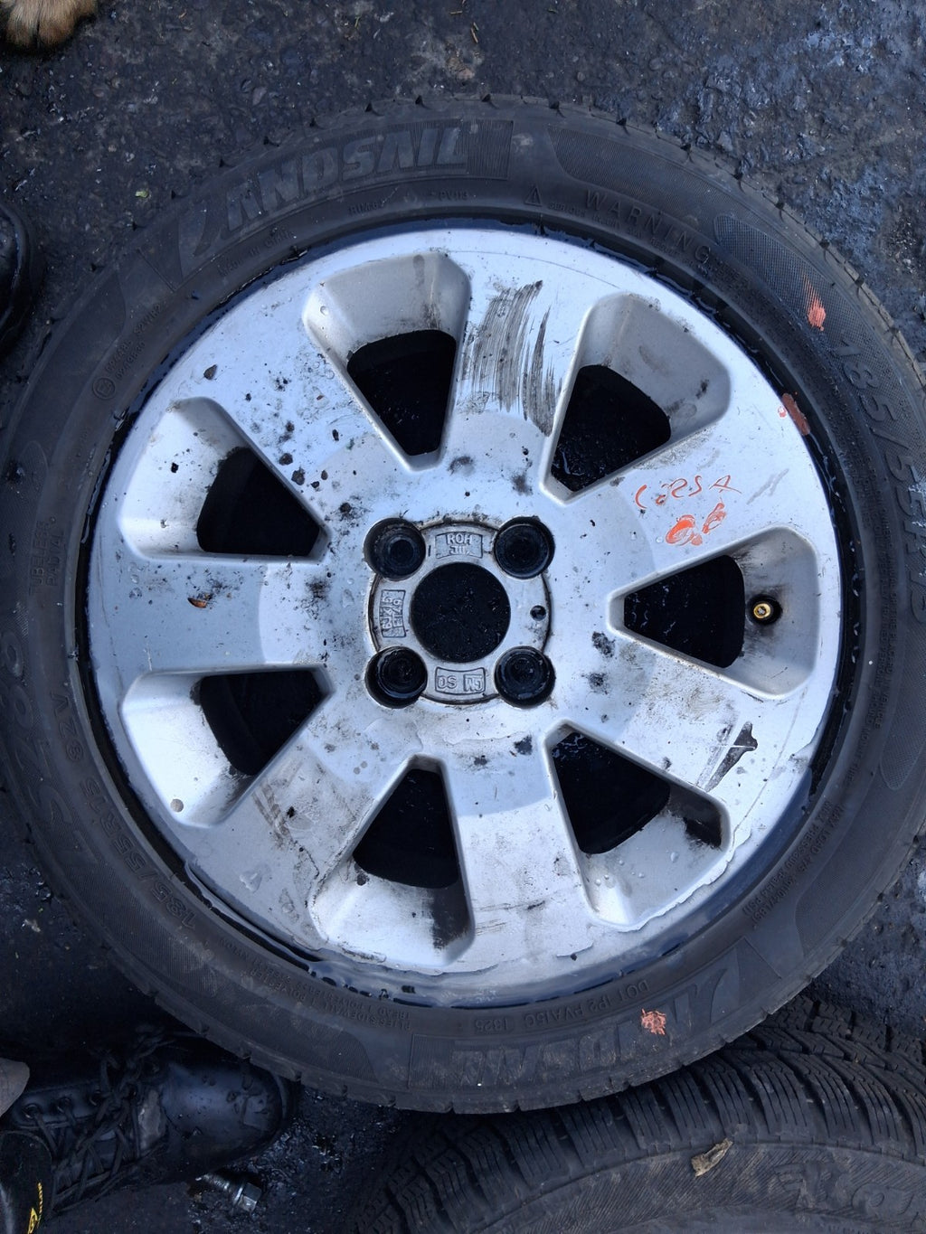 2006 VAUXHALL CORSA C 15 INCH ALLOY WHEEL WITH TYRE 185/55R15