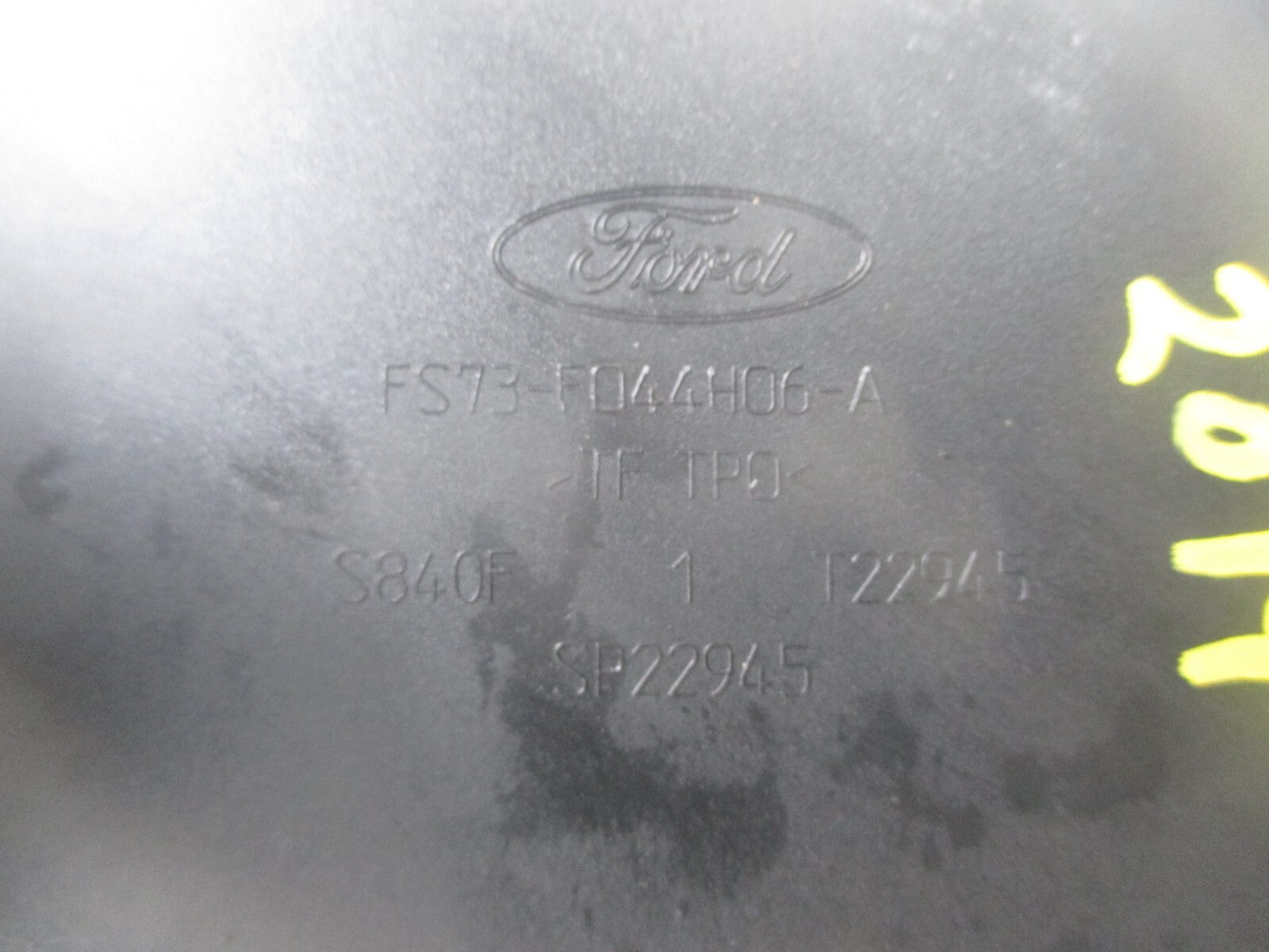 FORD MONDEO MK5 2019 CENTRE CONSOLE ARMREST STORAGE LID TRAY