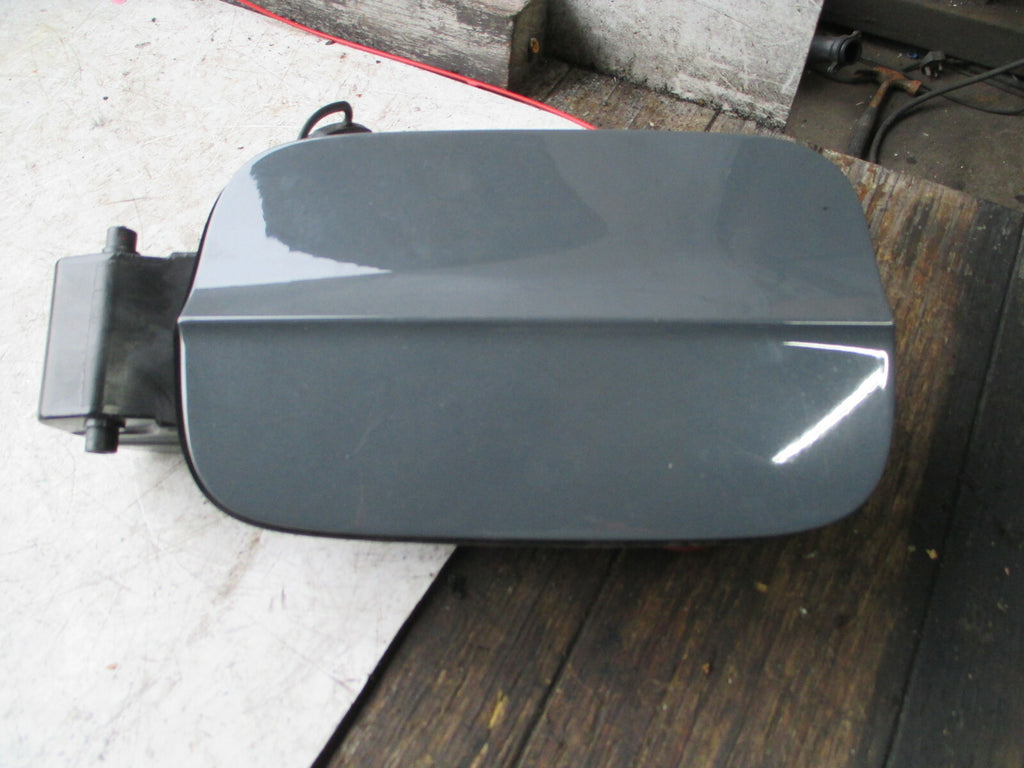 AUDI A3 2019 MK3 8V FUEL FLAP FILLER COVER 8V4809906K