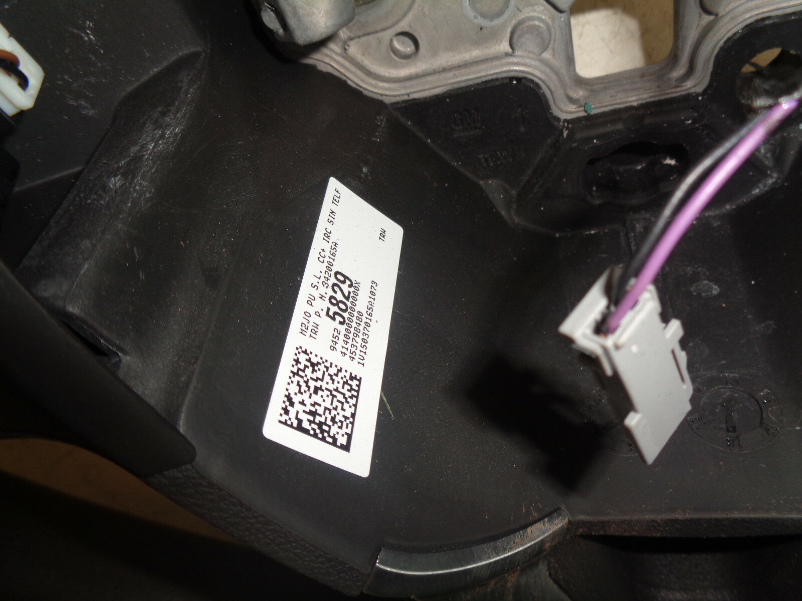 VAUXHALL VIVA 2017 3 SPOKE MULTI FUNCTION STEERING WHEEL 94525829