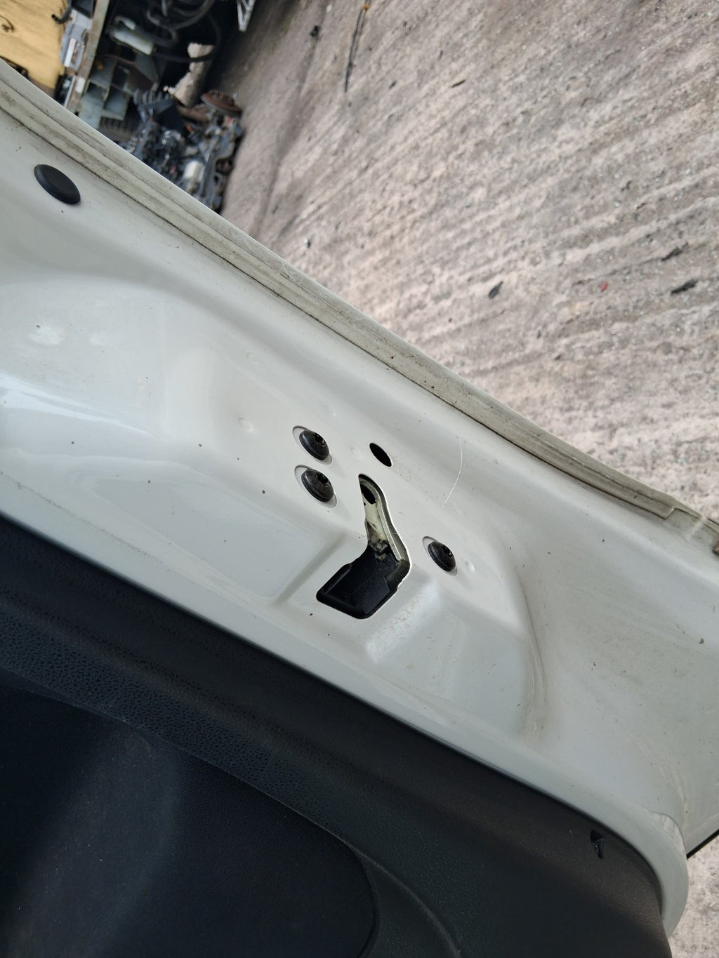 2019 FIAT 500L URBAN HATCH OSF DRIVER SIDE FRONT DOOR LOCK MECHANISM