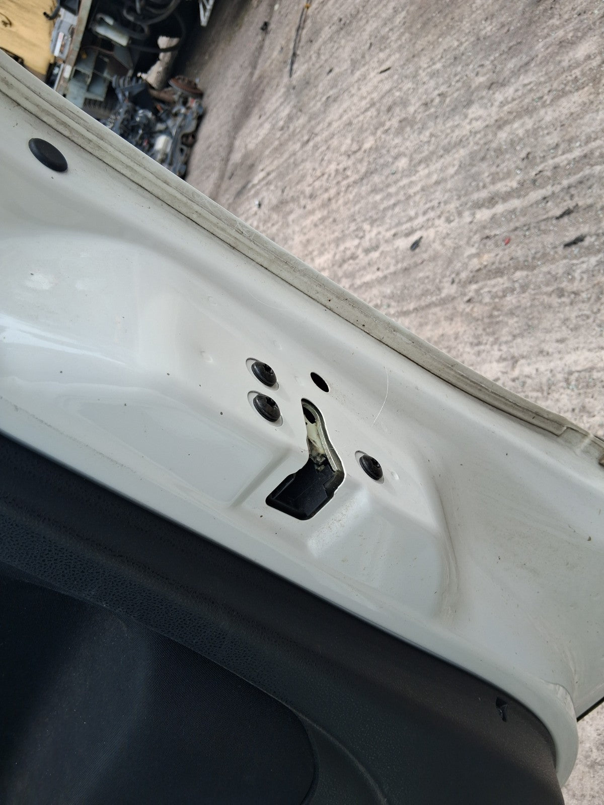 2019 FIAT 500L URBAN HATCH OSF DRIVER SIDE FRONT DOOR LOCK MECHANISM