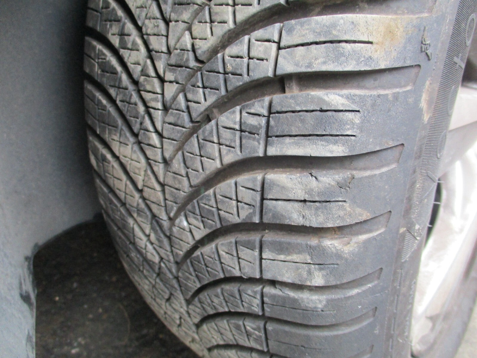 PEUGEOT 2008 2018 MK1 17 INCH ALLOY WHEEL WITH TYRE 205/50R17 REF 1