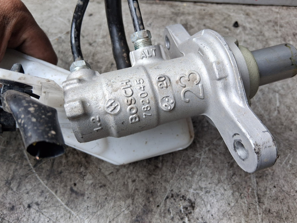 2020 NISSAN QASHQAI J11 MK2 BRAKE FLUID RESERVOIR 0204796652