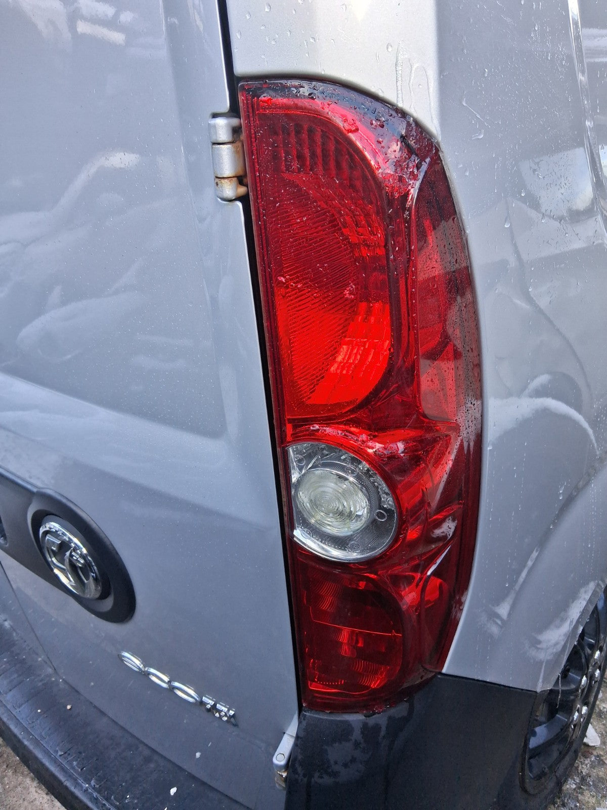 2015 VAUXHALL COMBO D OSR DRIVER SIDE REAR RIGHT TAIL LIGHT