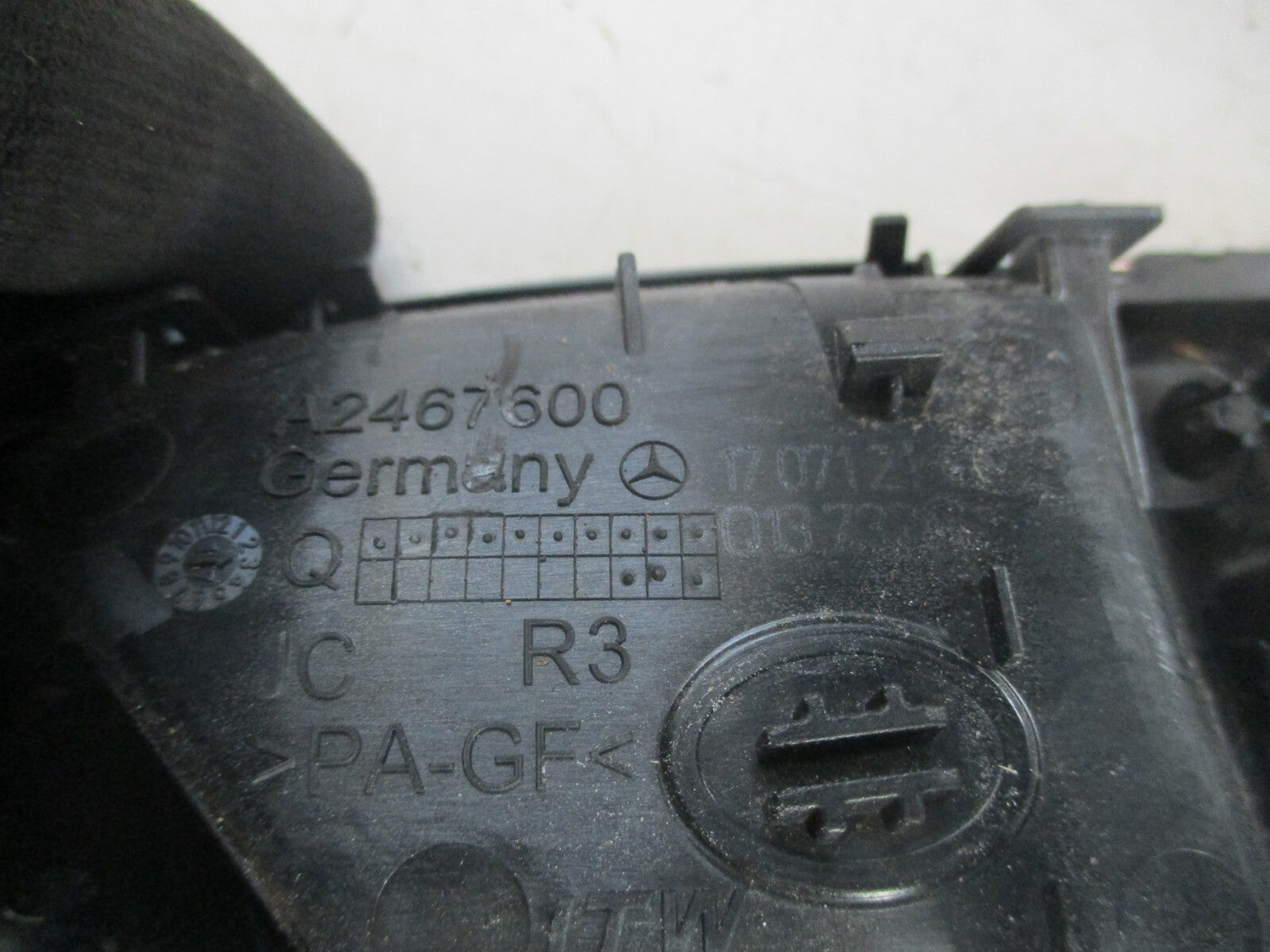MERCEDES GLA X156 2014 OSF DRIVER SIDE FRONT INTERIOR DOOR HANDLE A2467201448