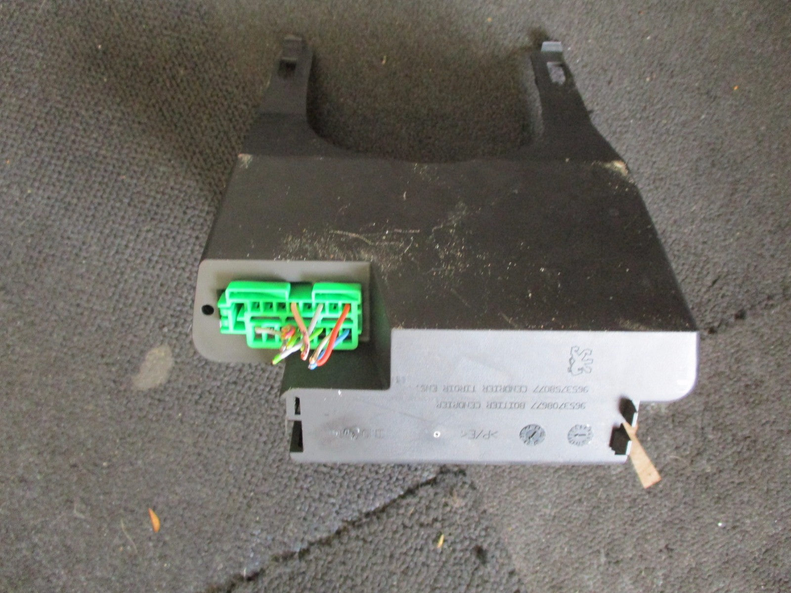 PEUGEOT 307CC 2008 TRIM COVER 9653708677