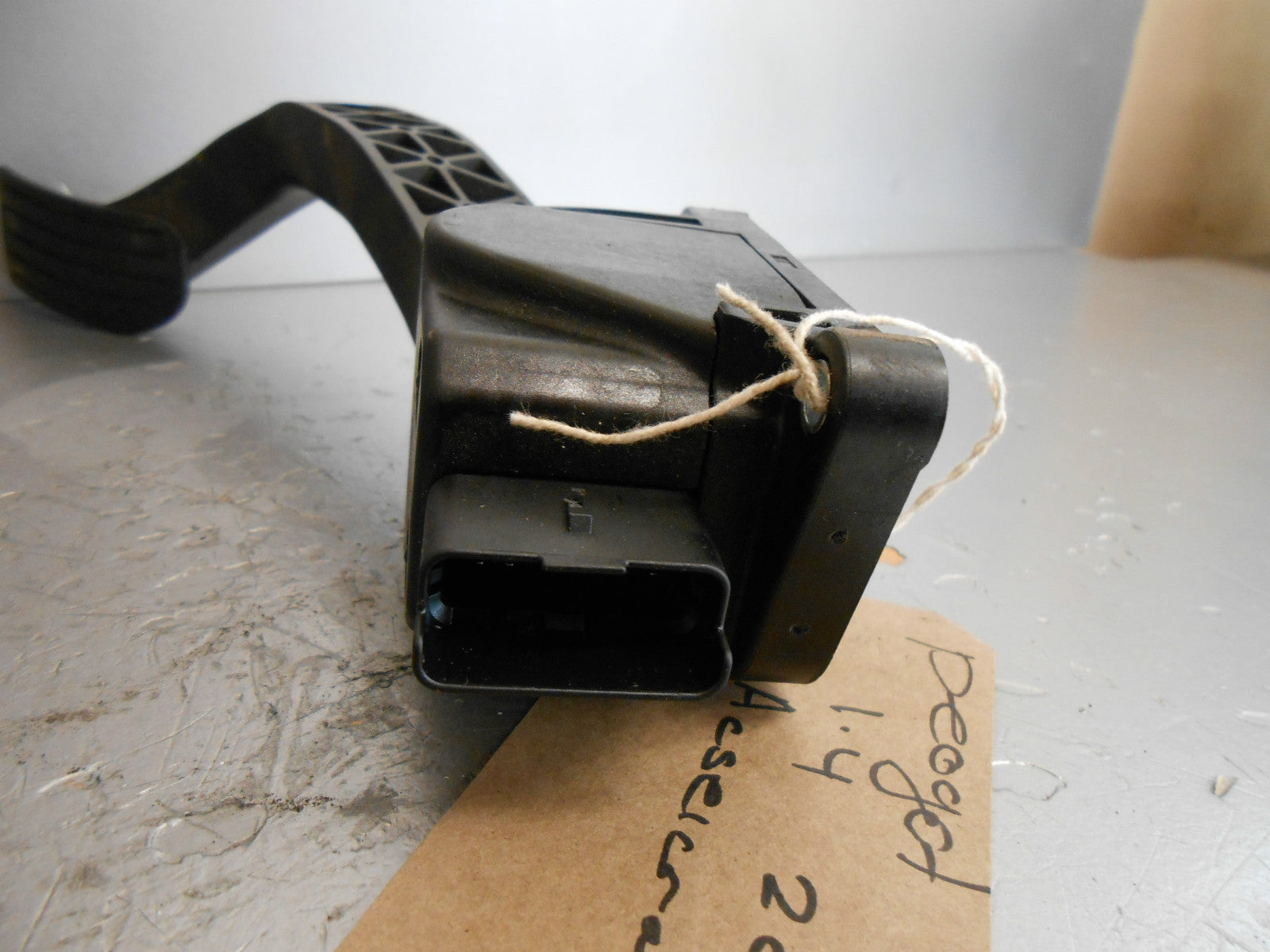 PEUGEOT 308 2010 1.4 16V ELECTRIC ACCELERATOR PEDAL 9683001480