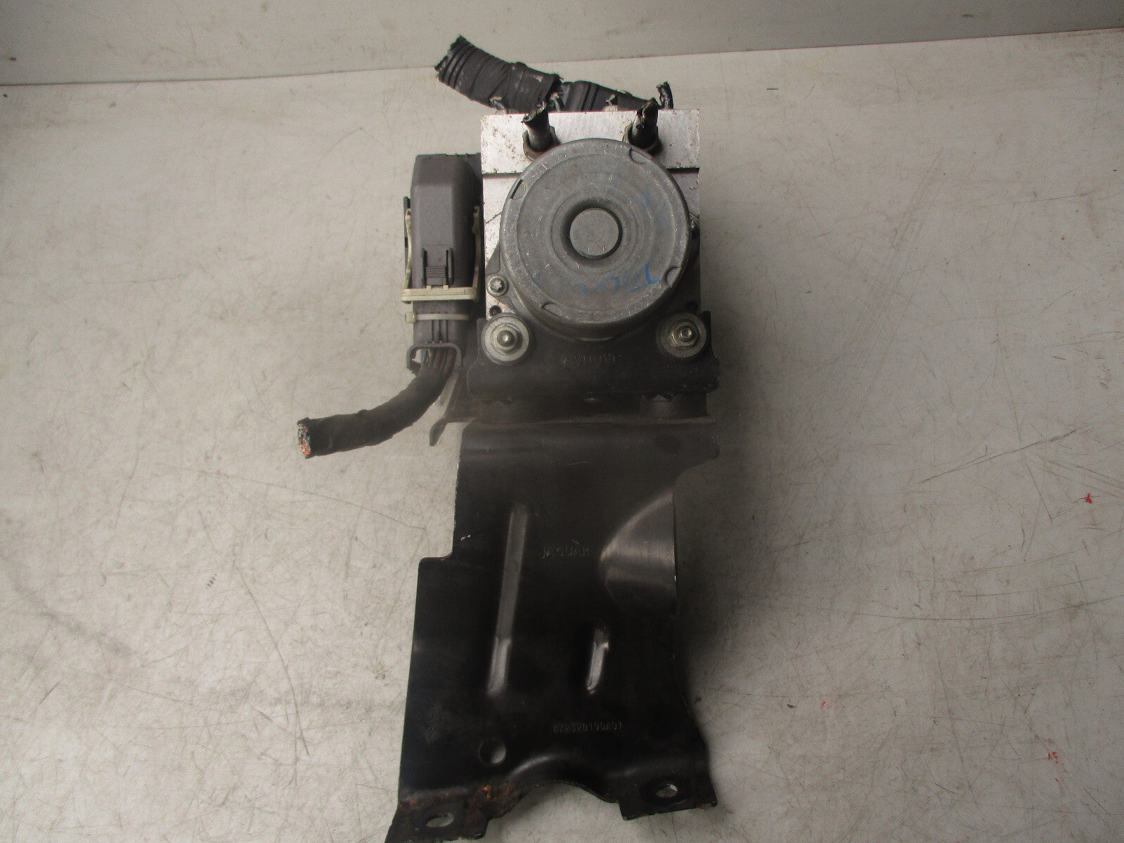 JAGUAR XF X250 ABS PUMP CONTROL MODULE UNIT 0265235363 8X232C405EE