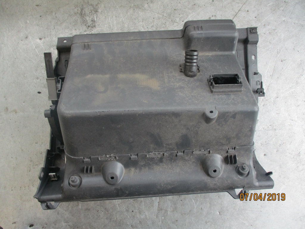 VW VOLKSWAGEN TOURAN 1T (MK1) GLOVE BOX COMPARTMENT 1T2857101A