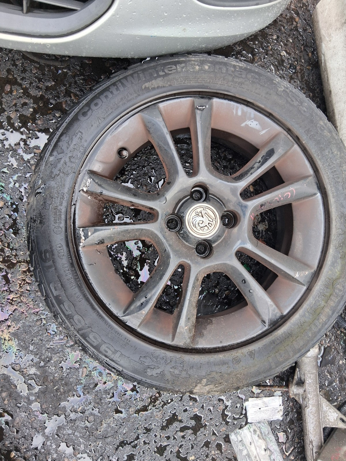 2011 VAUXHALL CORSA D 16 INCH ALLOY WHEEL WITH TYRE 195/55R16