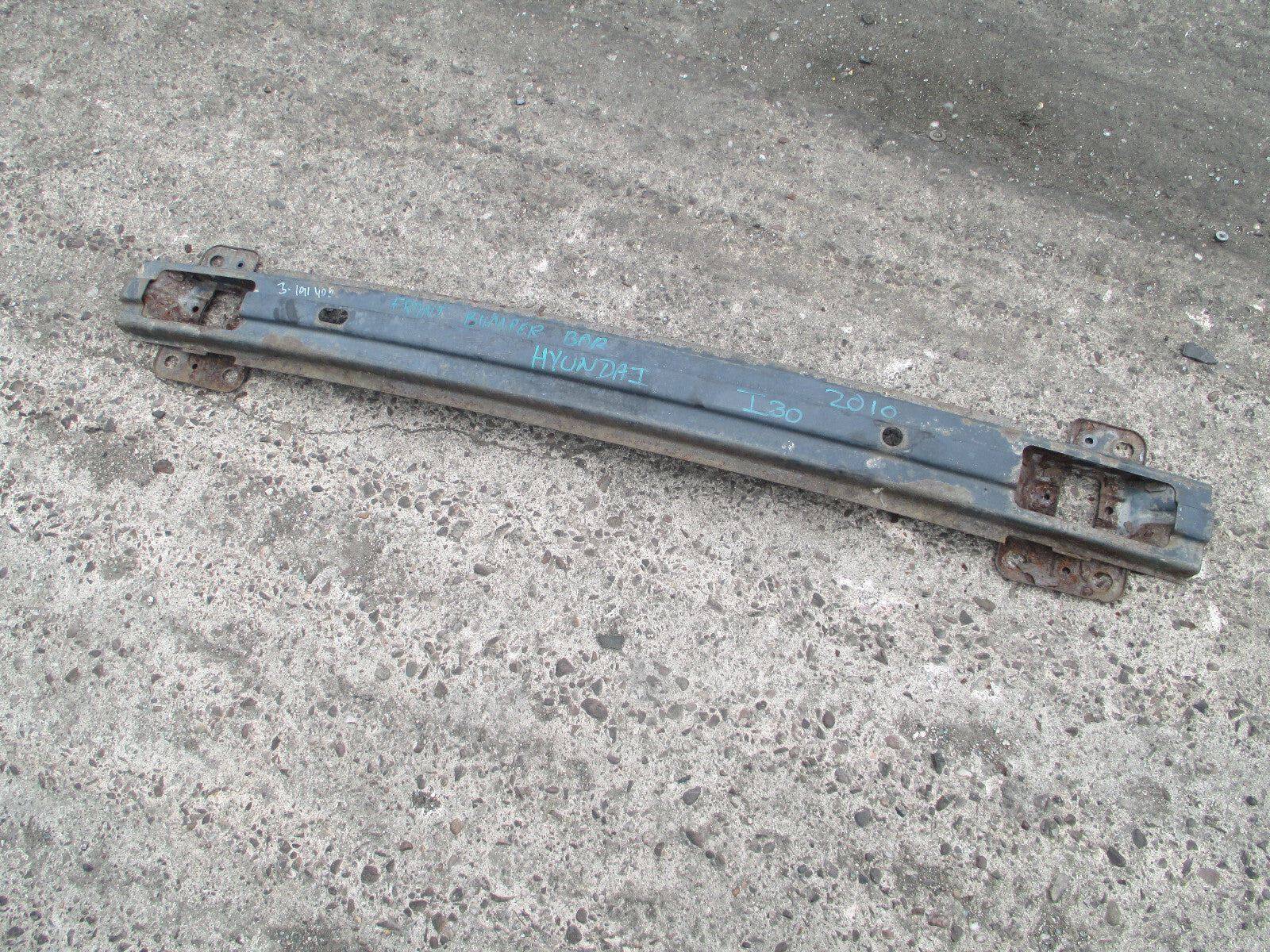 HYUNDAI I30 2010 FRONT IMPACT REINFORCEMENT CRASH BAR