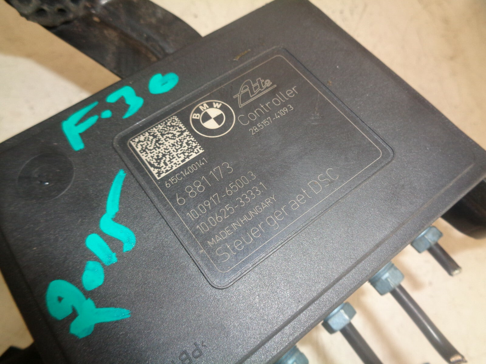 BMW 3 SERIES F30 2015 2.0 DIESEL  ABS PUMP CONTROLLER MODULE 6881173