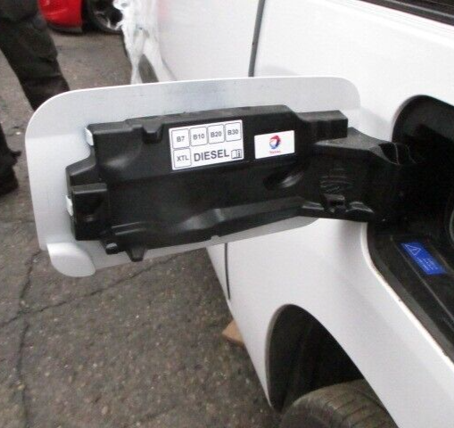 2023 CITROEN BERLINGO FUEL FILLER FLAP WITH CAP WHITE