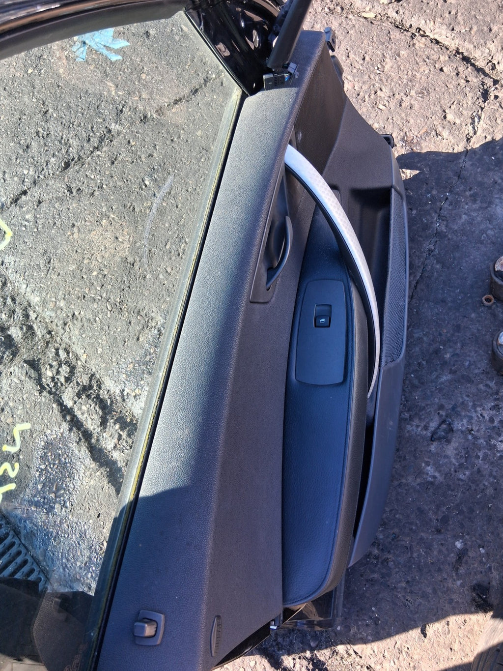 2004 BMW X3 E83 NSR PASSENGER SIDE FRONT LEFT COMPLETE DOOR BLACK