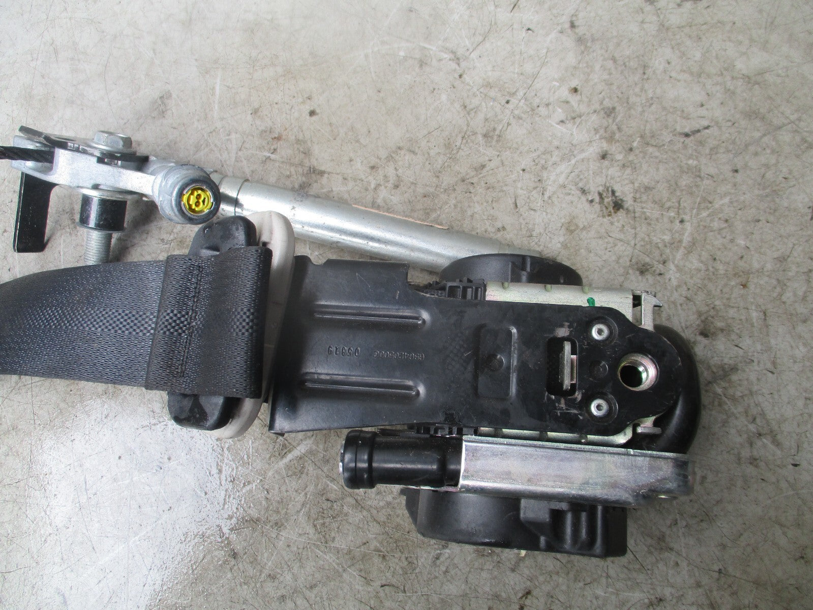 NISSAN JUKE 2020 F16 NSF PASSENGER SIDE FRONT LEFT SEAT BELT 651167600