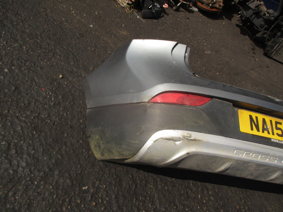 2015 VOLVO V40 D2 REAR BUMPER COMPLETE GREY