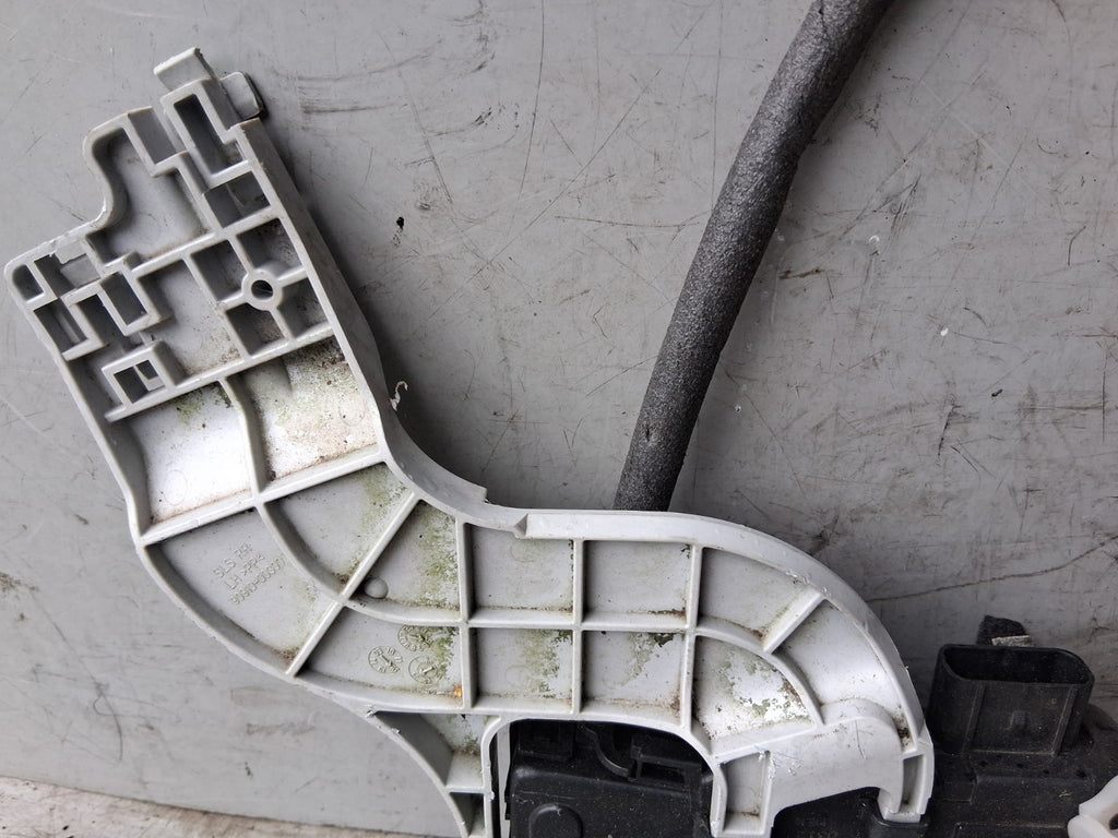 KIA SPORTAGE MK3 2012 NSR PASSENGER SIDE REAR LEFT DOOR LOCK MECHANISM