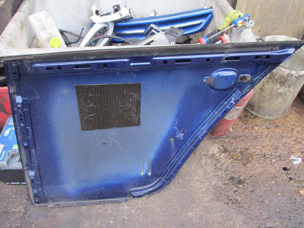 VOLKSWAGEN VW GOLF MK5 2006 OSR DRIVER SIDE REAR EXTERNAL DOOR SKIN BLUE