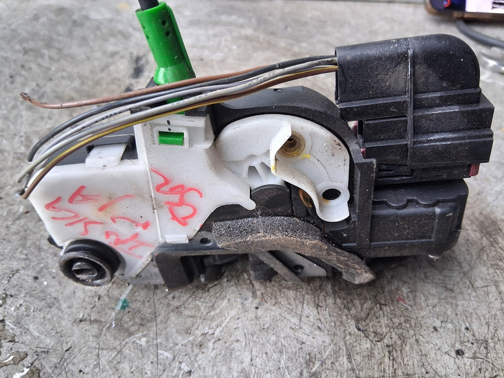 VAUXHALL INSIGNIA MK1 OSR DRIVER SIDE REAR RIGHT DOOR LOCK MECHANISM