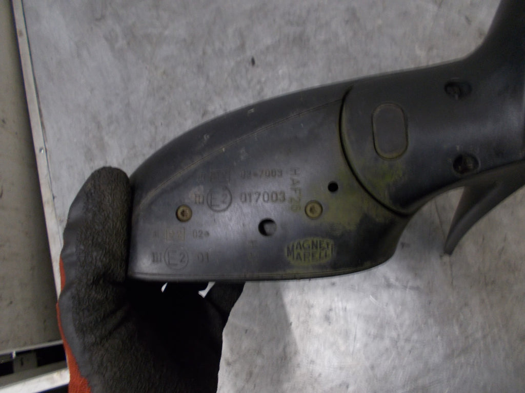 PEUGEOT 206 OS/ DRIVER SIDE MANUAL WING MIRROR BLACK CP5015000