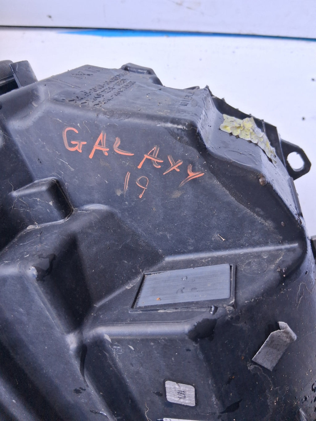 2019 FORD GALAXY MK4 OSF PASSENGER SIDE FRONT HEADLIGHT 90074998