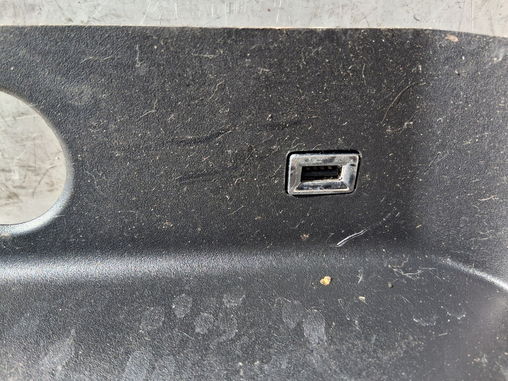 2019 PEUGEOT 5008 MK2 LOWER DASHBOARD KICK TRIM PLATE 9810274377