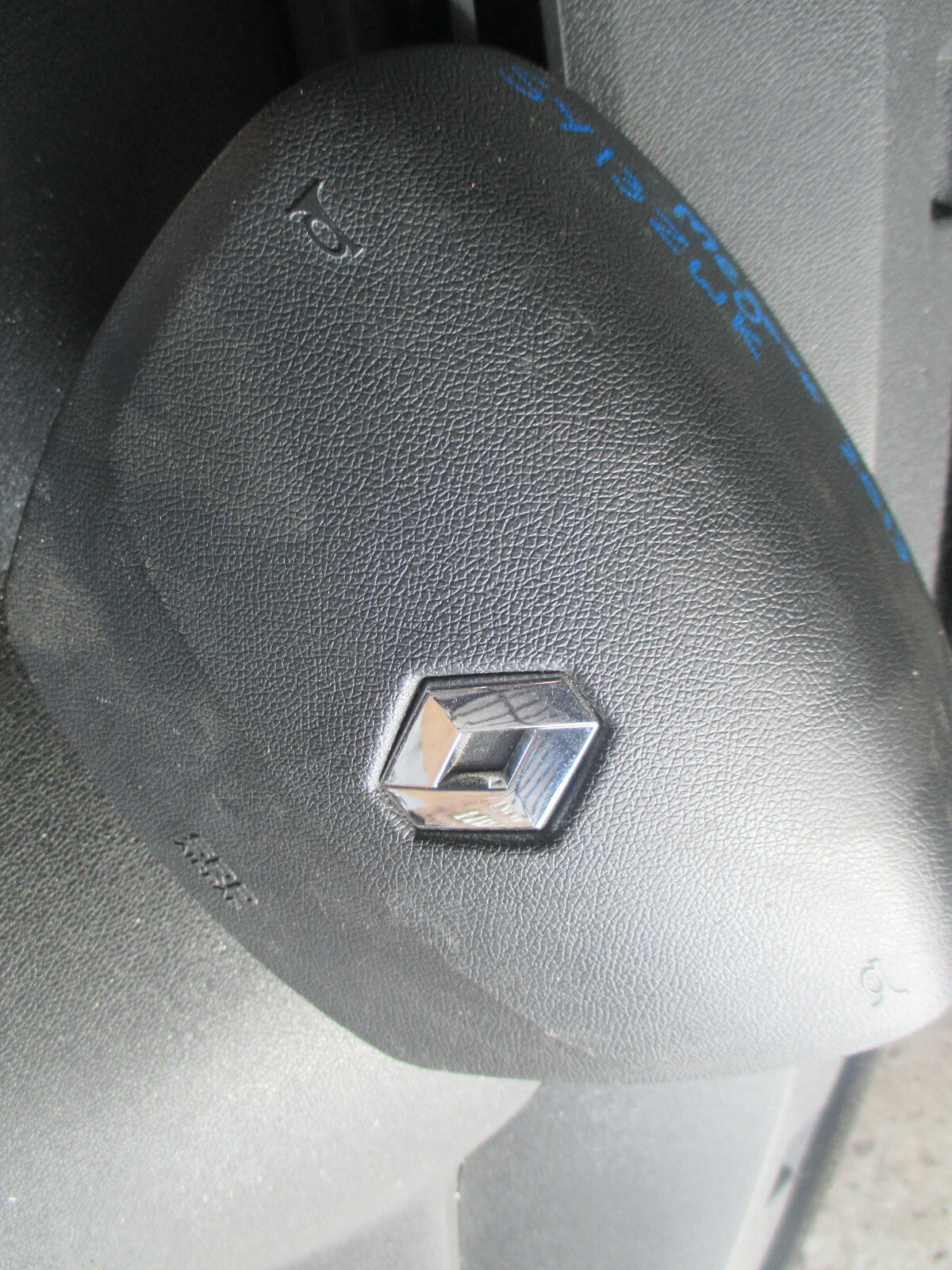 RENAULT MEGANE MK3 2013 FACELIFT COMPLETE DASHOARD + DRIVER STEERING SAFETY BAG