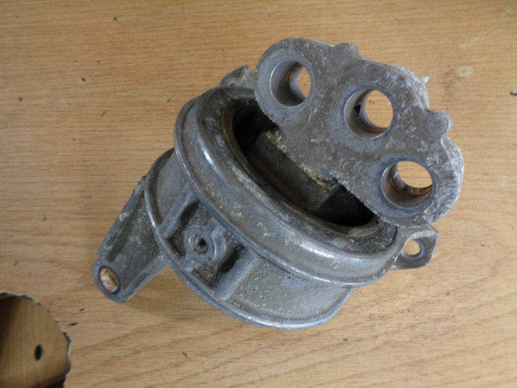 VAUXHALL ZAFIRA B 20131.8 ENGINE MOUNT OSF DRIVER SIDE FRONT 13257619