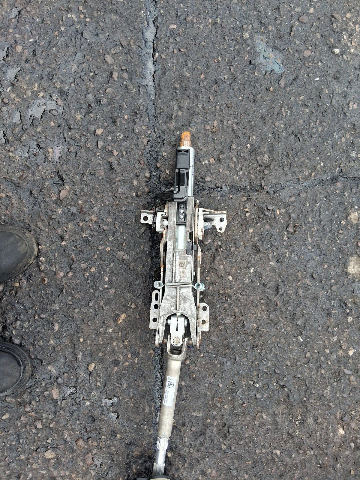 2019 MERCEDES BENZ SPRINTER W907 ADJUSTABLE STEERING COLUMN A9104605200