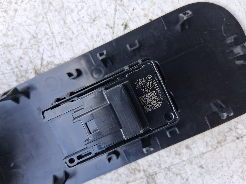 2024 MERCEDES BENZ SPRINTER W907 NSF PASSENGER FRONT WINDOW SWITCH A9079050504