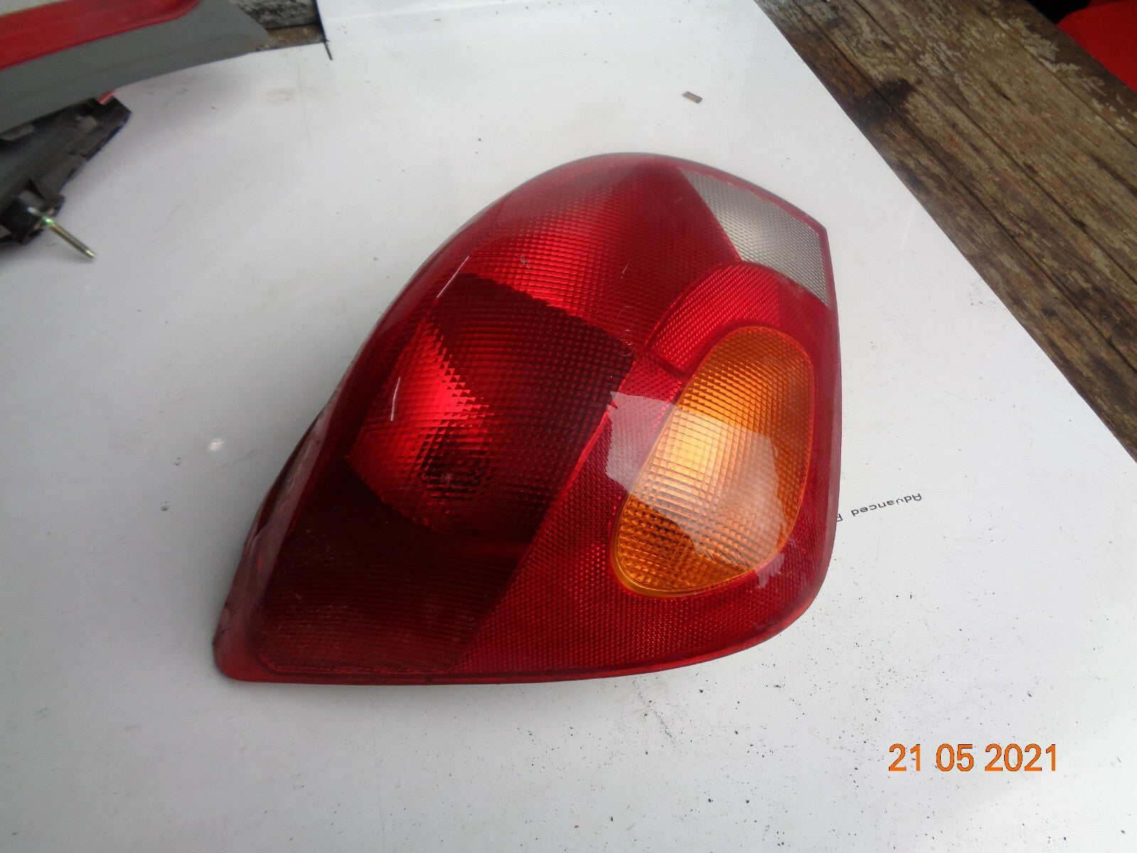 FORD FIESTA MK4 3 DOOR 2002 NSR PASSENGER SIDE REAR BACK BRAKE TAIL LIGHT